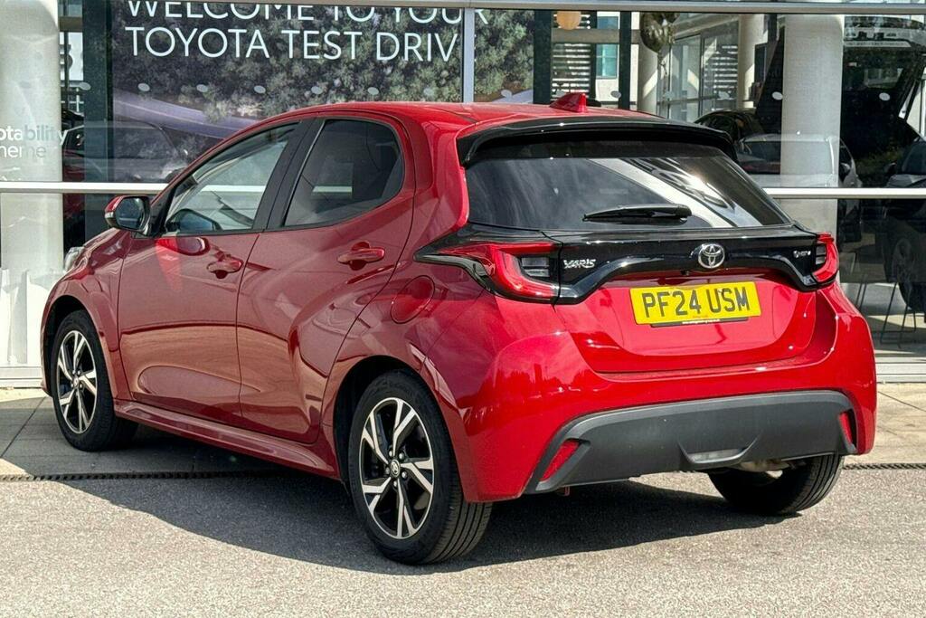 Toyota Yaris 1.5 Vvt H Design Hatchback Hybrid E Cvt PF24USM Red #5