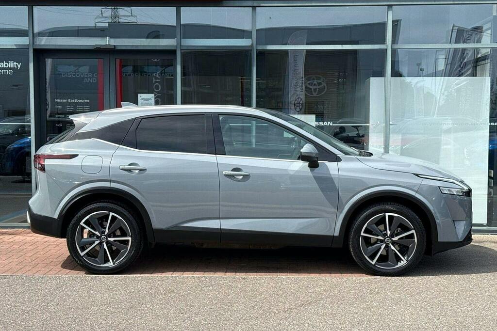 Nissan Qashqai 1.3 Dig T Mhev Tekna Suv Hybrid Xtron AK22KWJ Grey #2