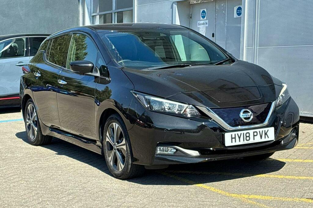 Nissan Leaf 40Kwh 2.Zero Hatchback Black