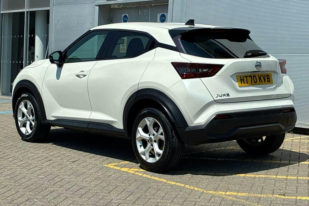 Nissan Juke 1.0 Dig T N Connecta Suv Dct White #5