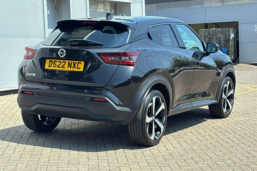 Nissan Juke 1.0 Dig T Tekna Suv Black #3