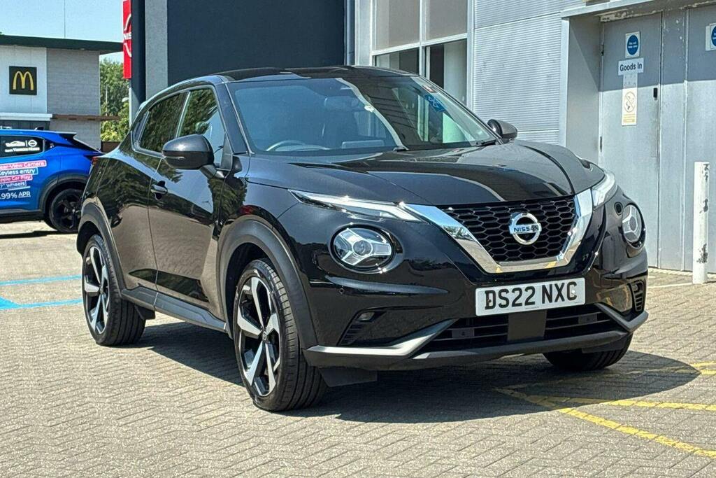 Nissan Juke 1.0 Dig T Tekna Suv Black