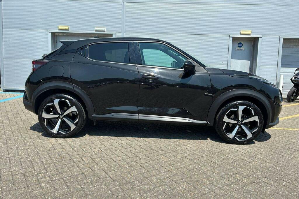 Nissan Juke 1.0 Dig T Tekna Suv Black #2