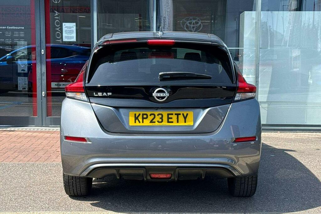 Nissan Leaf 59Kwh E Plus Tekna Hatchback Grey #4