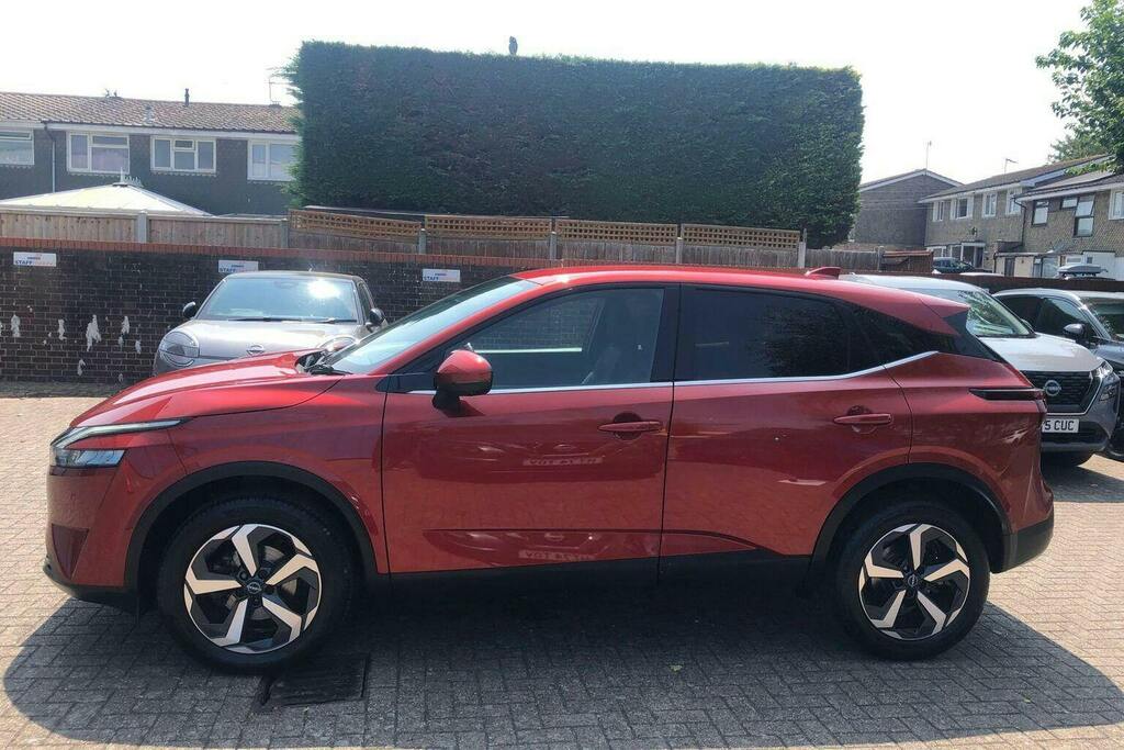 Nissan Qashqai 1.3 Dig T Mhev N Connecta Suv Hybrid Ma BW23KJX Red #6