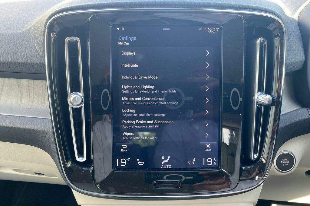Volvo XC40 Volvo Estate 2.0 T4 Inscription Pro Geartronic Black #22