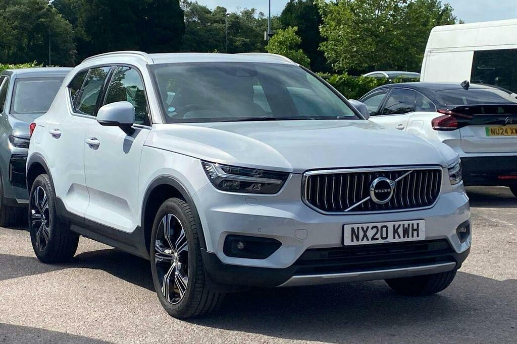 Volvo XC40 2.0 T4 Inscription Pro Suv Silver
