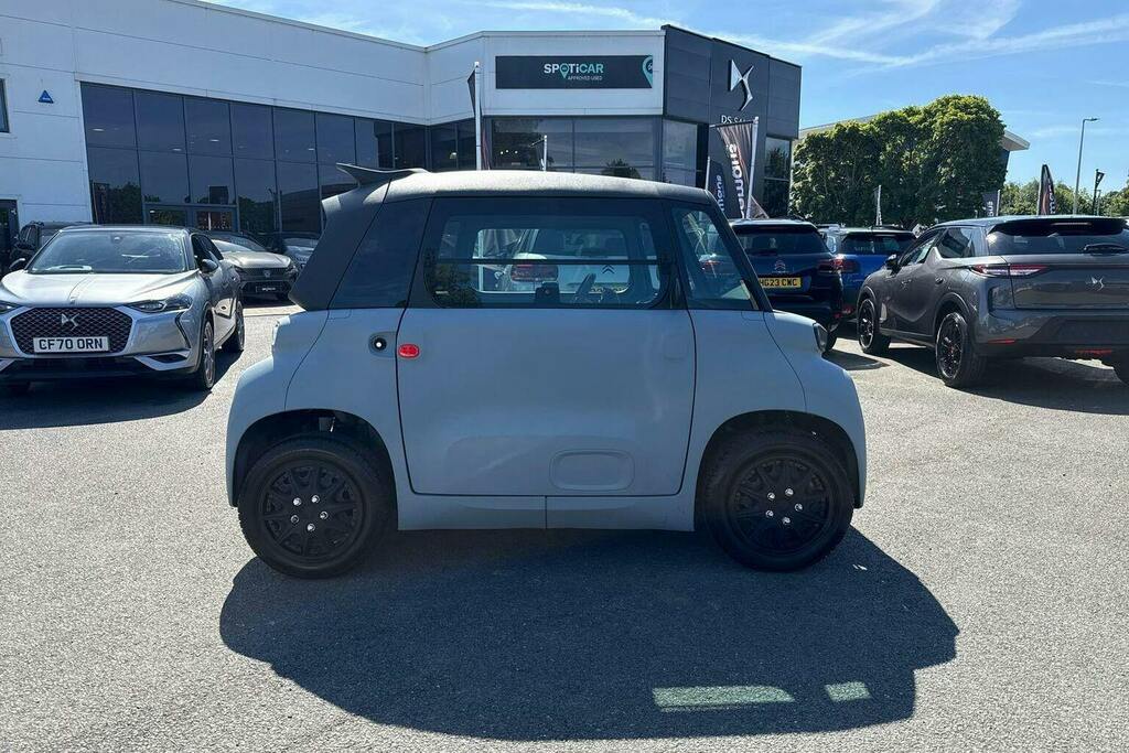 Citroen Ami 5.5Kwh Coupe CV23OGX Blue #2