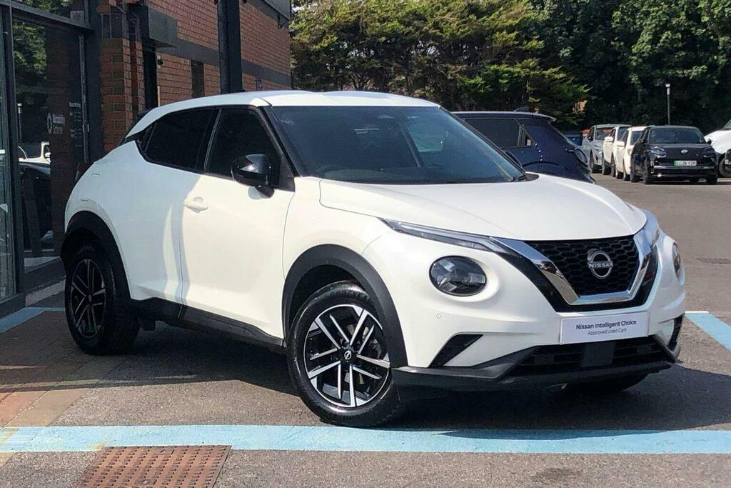 Nissan Juke 1.0 Dig T N Connecta Suv Dct White