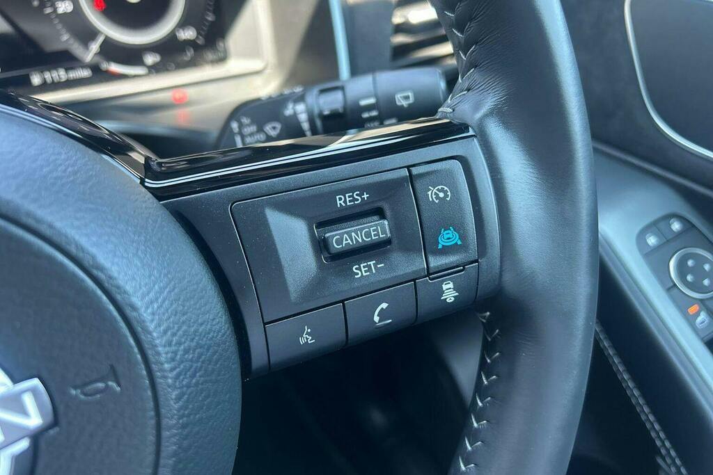 Nissan Qashqai 1.3 Dig T Mhev N Connecta Suv Hybrid Xt Black #36