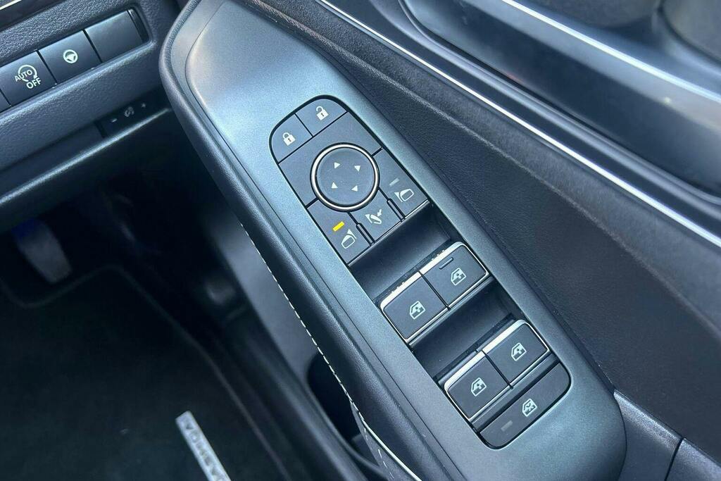 Nissan Qashqai 1.3 Dig T Mhev N Connecta Suv Hybrid Xt Black #40