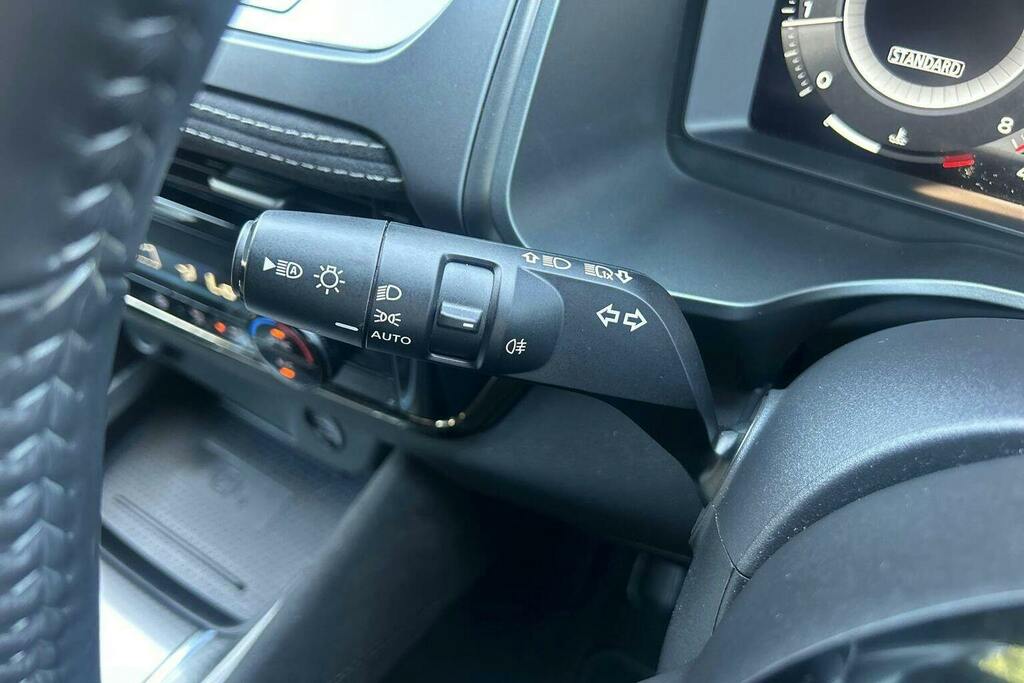 Nissan Qashqai 1.3 Dig T Mhev N Connecta Suv Hybrid Xt Black #38