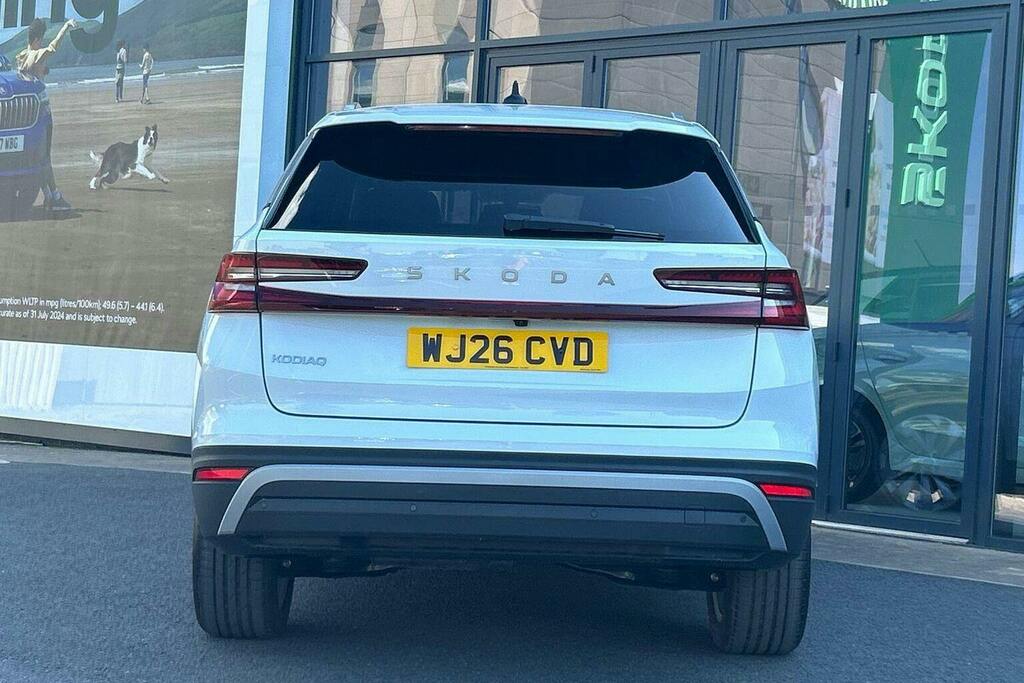 Skoda Kodiaq 2.0 Tdi Se L Suv Dsg WJ26CVD White #4