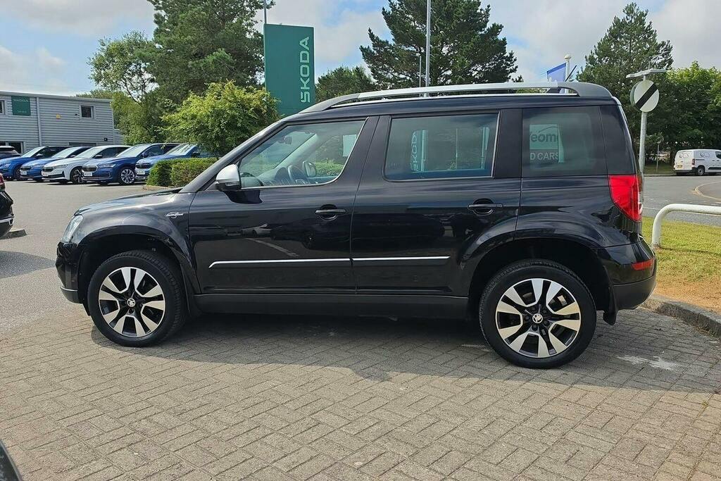 Skoda Yeti 2.0 Tdi Laurin And Klement Outdoor Manu Black #6