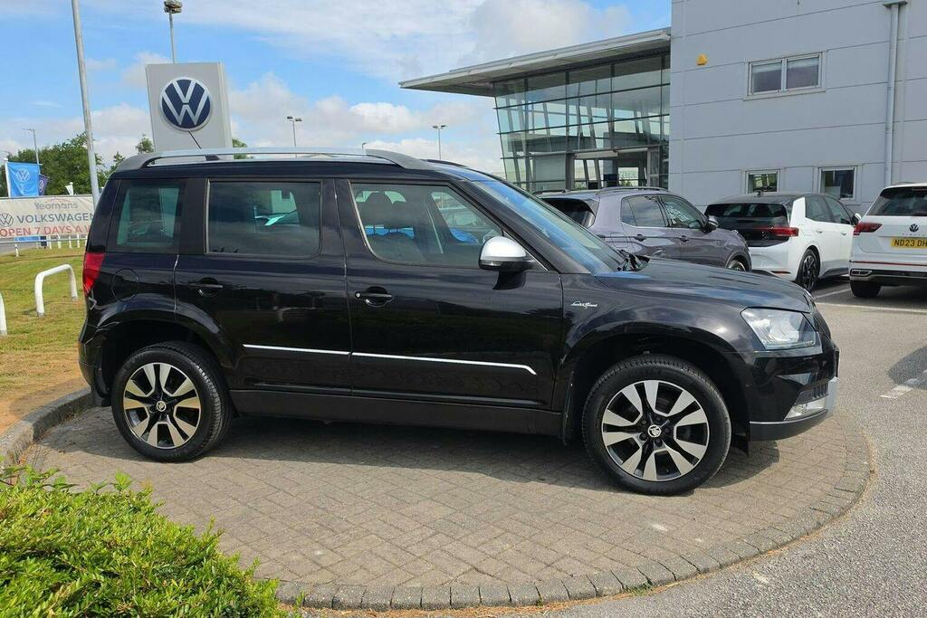 Skoda Yeti 2.0 Tdi Laurin And Klement Outdoor Manu Black #2