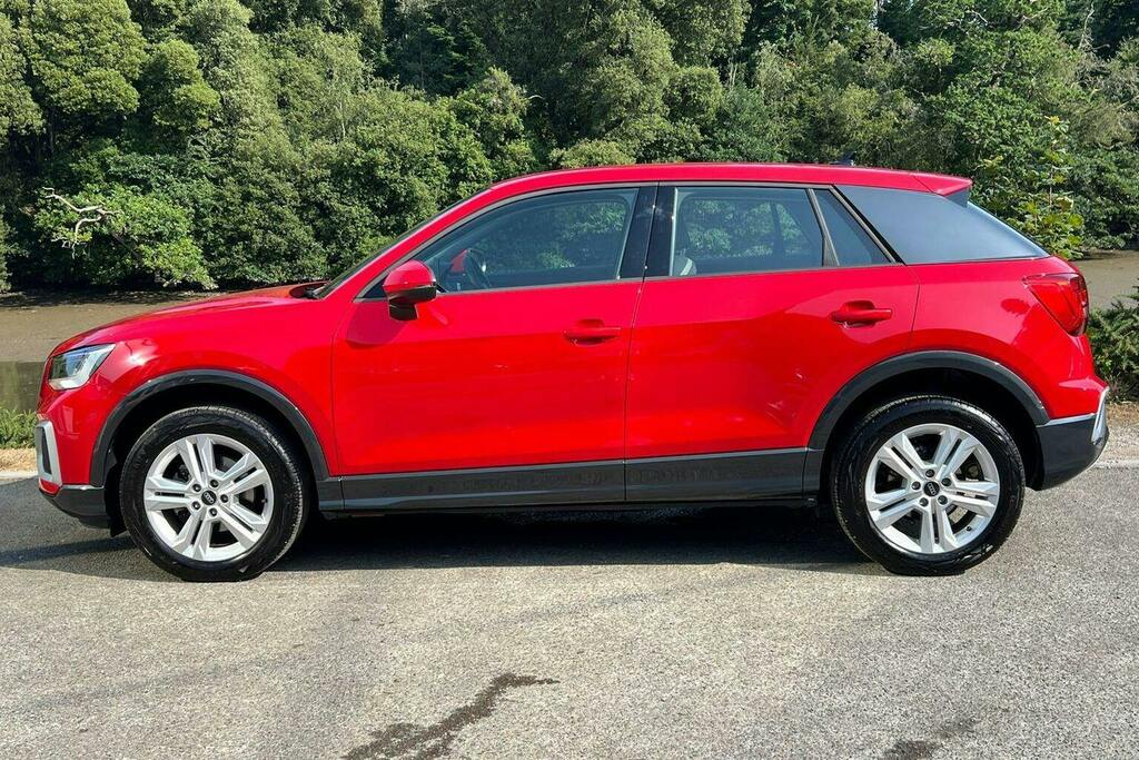 Audi Q2 1.5 Tfsi Cod 35 Sport Suv S Tronic Red #6