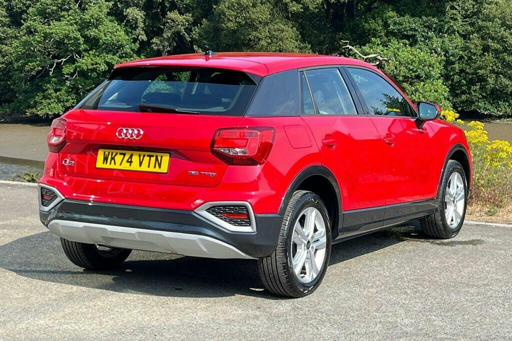 Audi Q2 1.5 Tfsi Cod 35 Sport Suv S Tronic Red #3