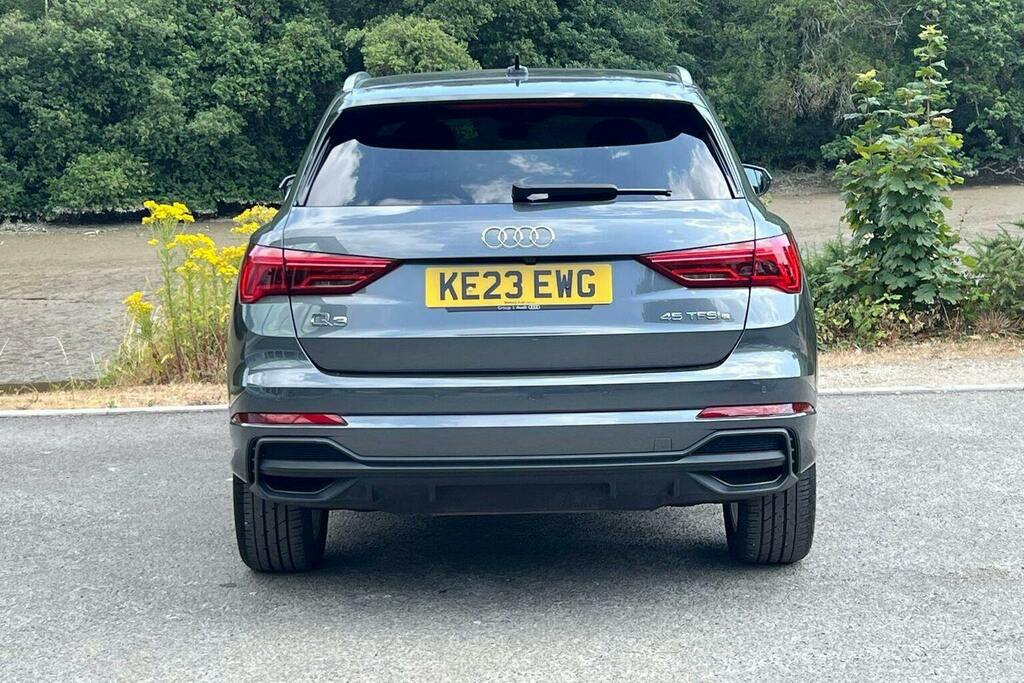 Audi Q3 1.4 Tfsie 45 S Line Suv Plug In Hybrid Grey #4