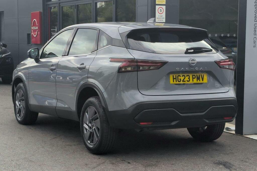 Nissan Qashqai 1.3 Dig T Mhev Acenta Premium Suv Hybri HG23PMV Grey #5