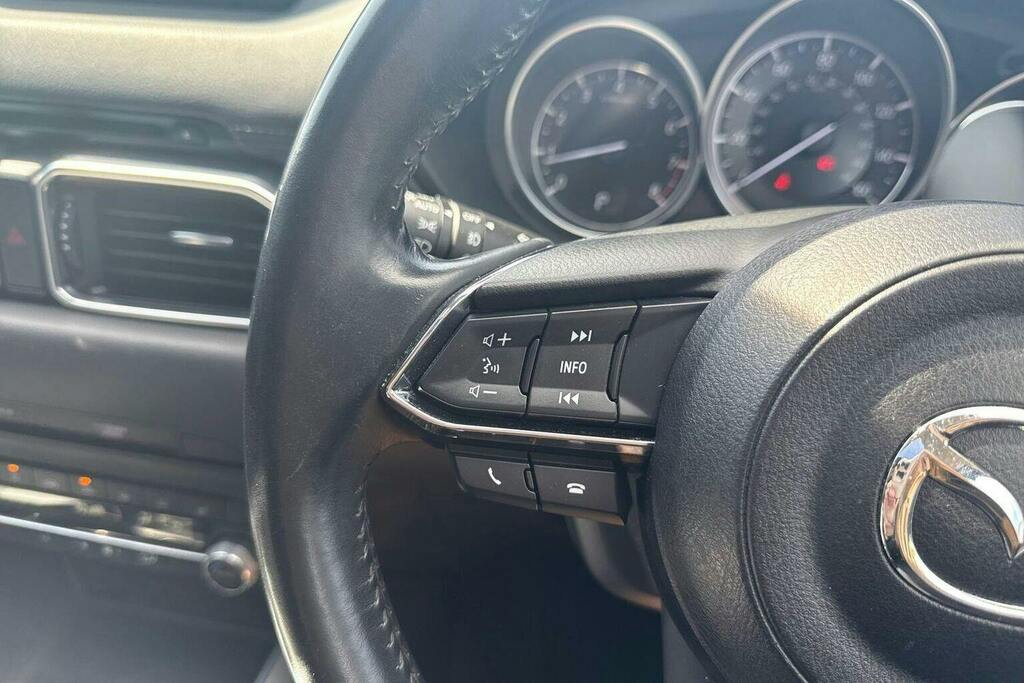Mazda CX-5 White #29