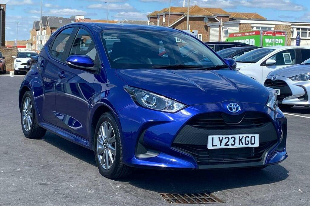 Toyota Yaris 1.5 Vvt H Icon Hatchback Hybrid E Cvt Blue