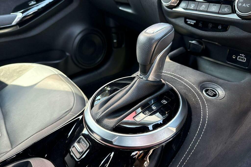 Nissan Juke N-connecta Grey #25