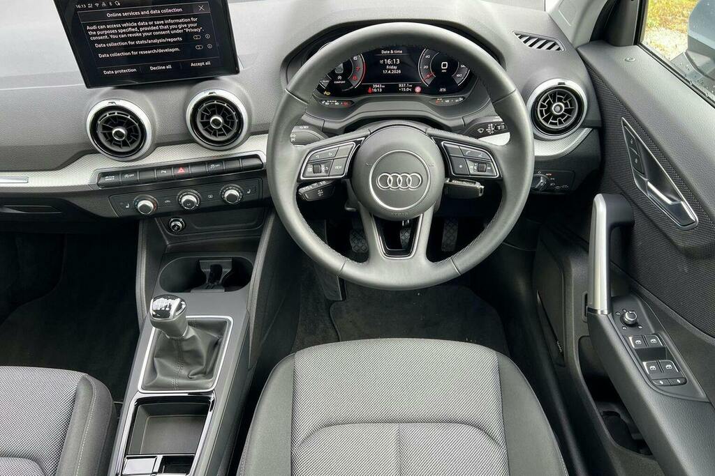 Audi Q2 S Line Black #12