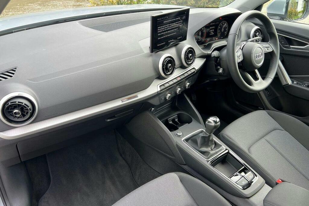Audi Q2 S Line Black #15
