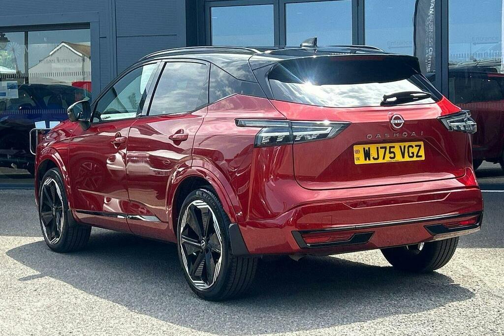 Nissan Qashqai 1.3 Dig T Mhev N Design Suv Hybrid Manu Red #5