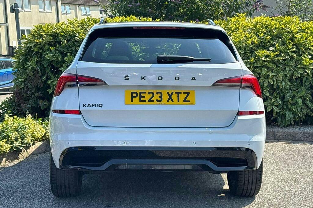 Skoda Kamiq 1.0 Tsi Monte Carlo Suv White #4