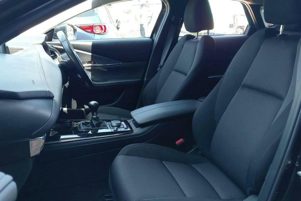 Mazda CX-30 2.0 E-skyactiv X Mhev Centre-line Red #16