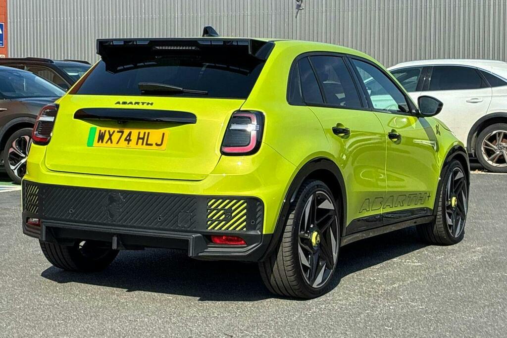 Abarth 600e 54Kwh Scorpionissima Suv Green #3