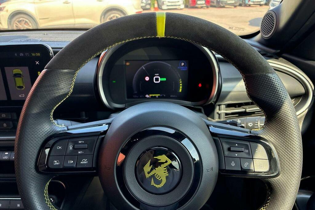 Abarth 600e 54Kwh Scorpionissima Suv 280 Ps #13