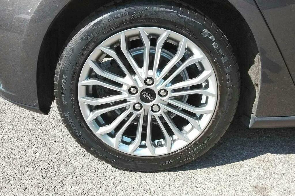 Ford Focus 1.0T Ecoboost Titanium X Hatchback Manu Grey #5