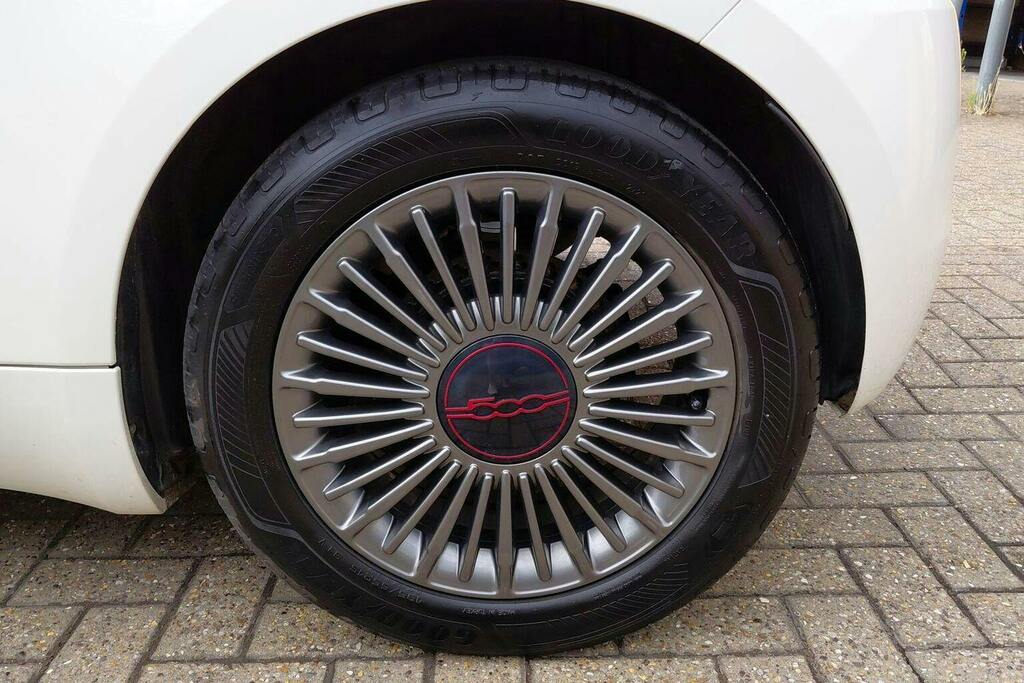 Fiat 500E 42Kwh Icon Black #22