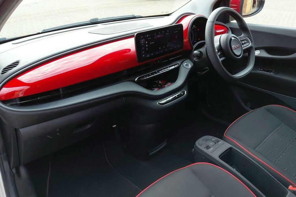 Fiat 500E 42Kwh Icon Black #15
