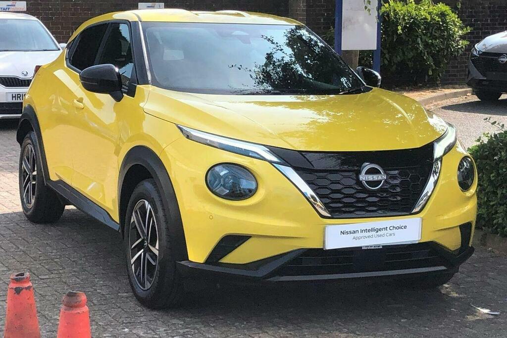 Nissan Juke 1.6 N Connecta Suv Hybrid Yellow