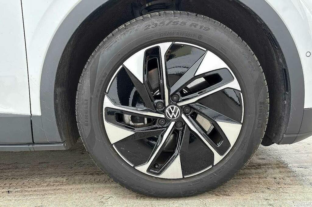 Volkswagen ID.4 Pro 77Kwh Match Suv White #5