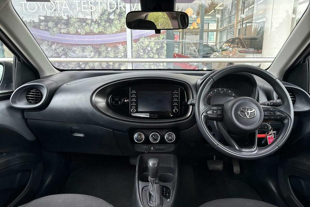 Toyota Aygo X 1.0 Vvt I Pure Hatchback X Shift Silver #6