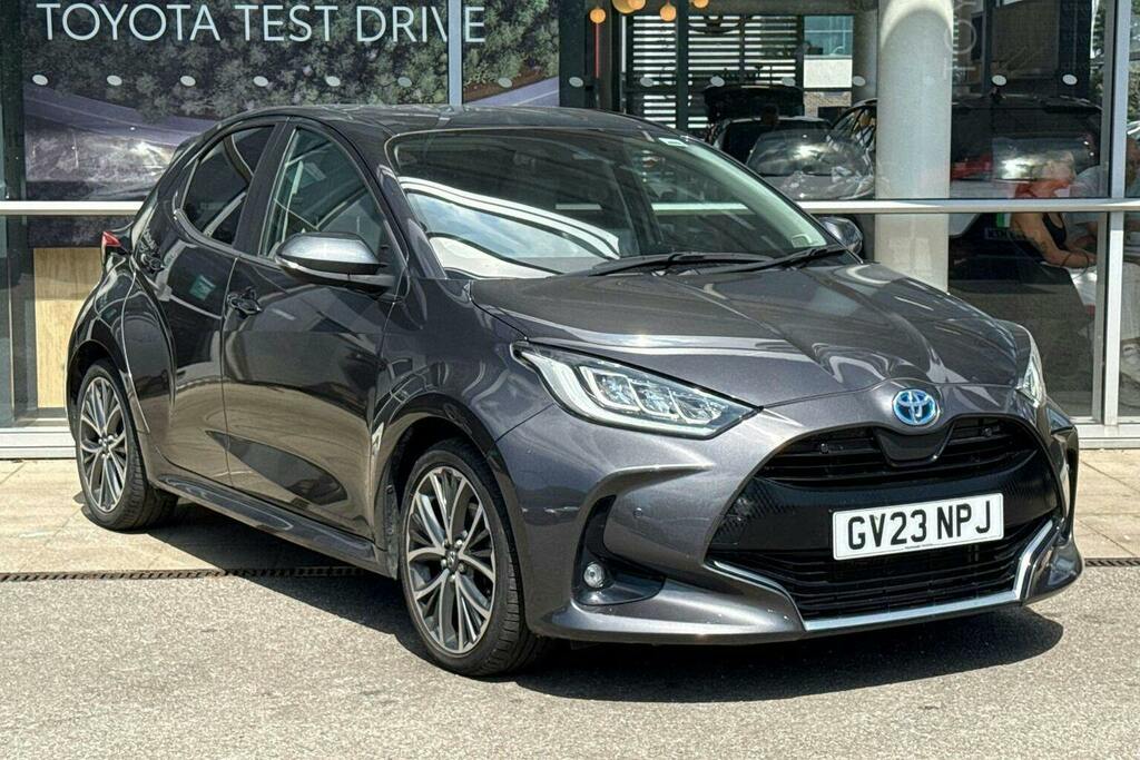 Toyota Yaris 1.5 Vvt H Excel Hatchback Hybrid E Cvt Grey