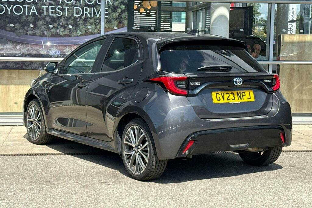 Toyota Yaris 1.5 Vvt H Excel Hatchback Hybrid E Cvt GV23NPJ Grey #4