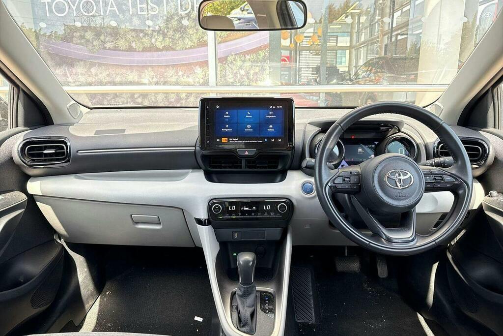 Toyota Yaris 1.5 Vvt H Excel Hatchback Hybrid E Cvt GV23NPJ Grey #6