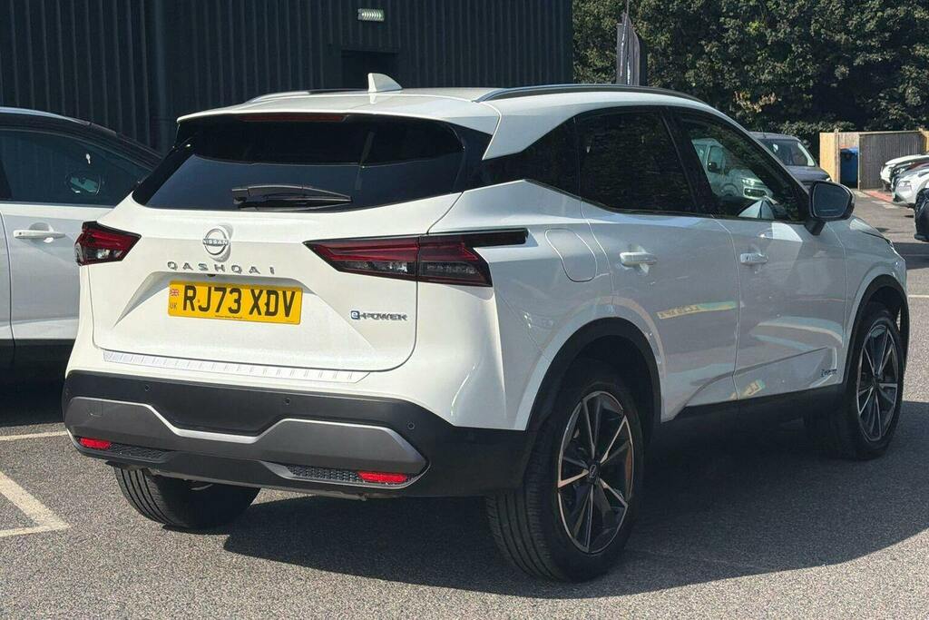 Nissan Qashqai 1.5 H E Power Tekna Suv Hybrid White #3