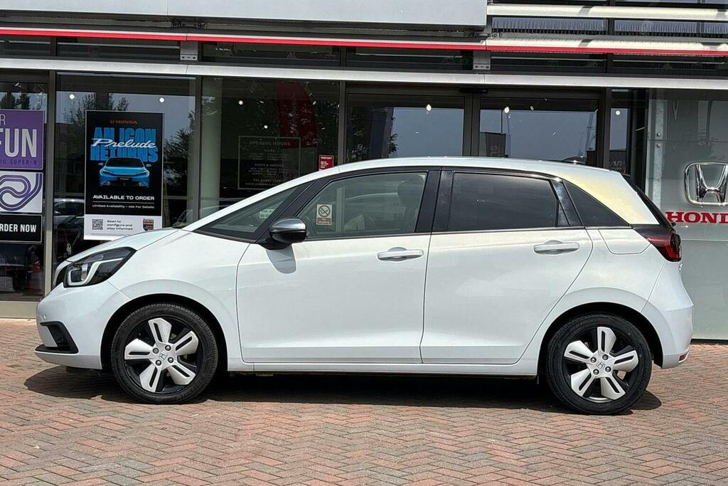 Honda Jazz 1.5 H I Mmd Ex Hatchback Hybrid Ecvt White #6