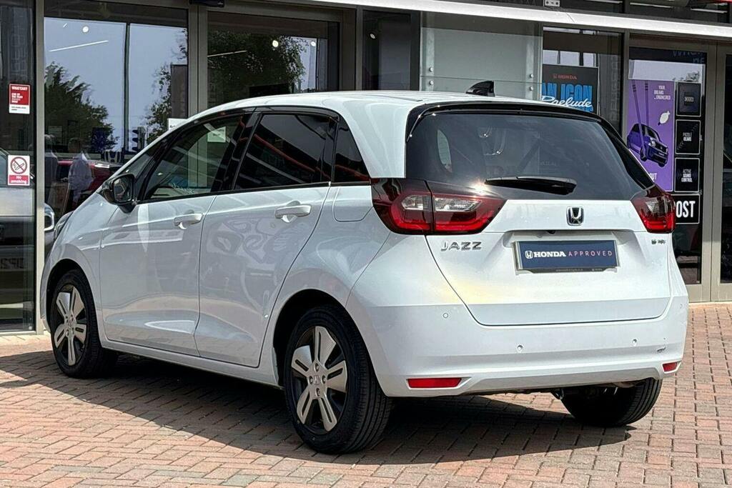 Honda Jazz 1.5 H I Mmd Ex Hatchback Hybrid Ecvt White #5