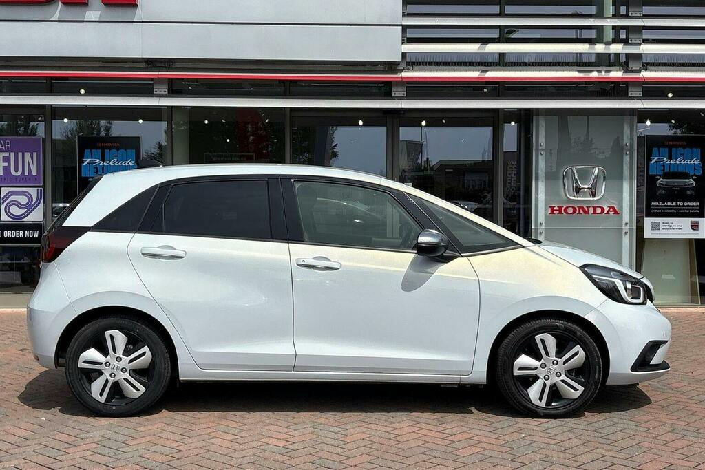 Honda Jazz 1.5 H I Mmd Ex Hatchback Hybrid Ecvt White #2