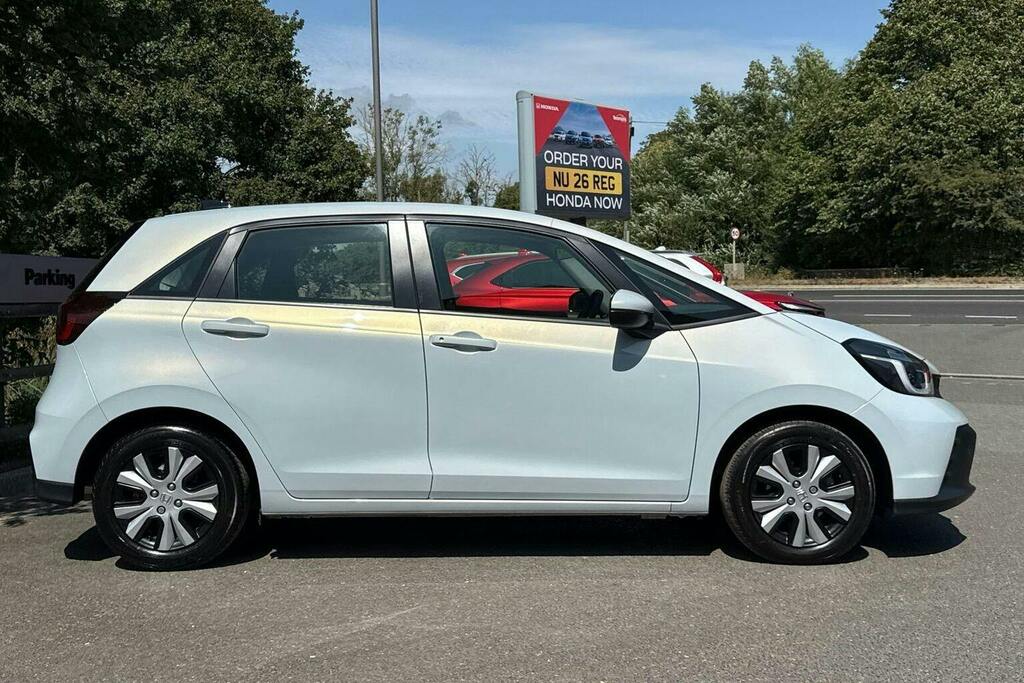 Honda Jazz 1.5 H I Mmd Elegance Hatchback Hybrid E RF25VFR White #2