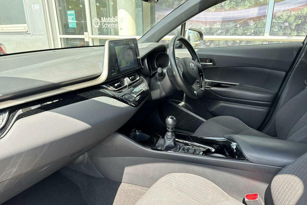 Toyota C-Hr 1.2 Vvt I Design Suv Black #5