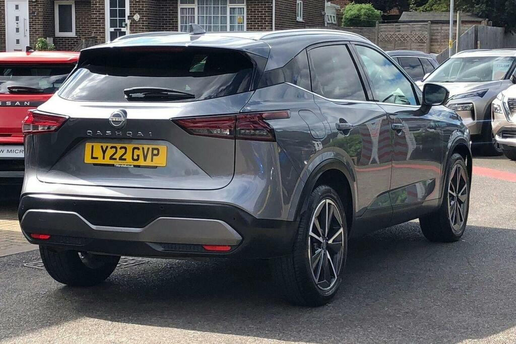 Nissan Qashqai 1.3 Dig T Mhev Tekna Suv Hybrid Xtron LY22GVP Grey #3