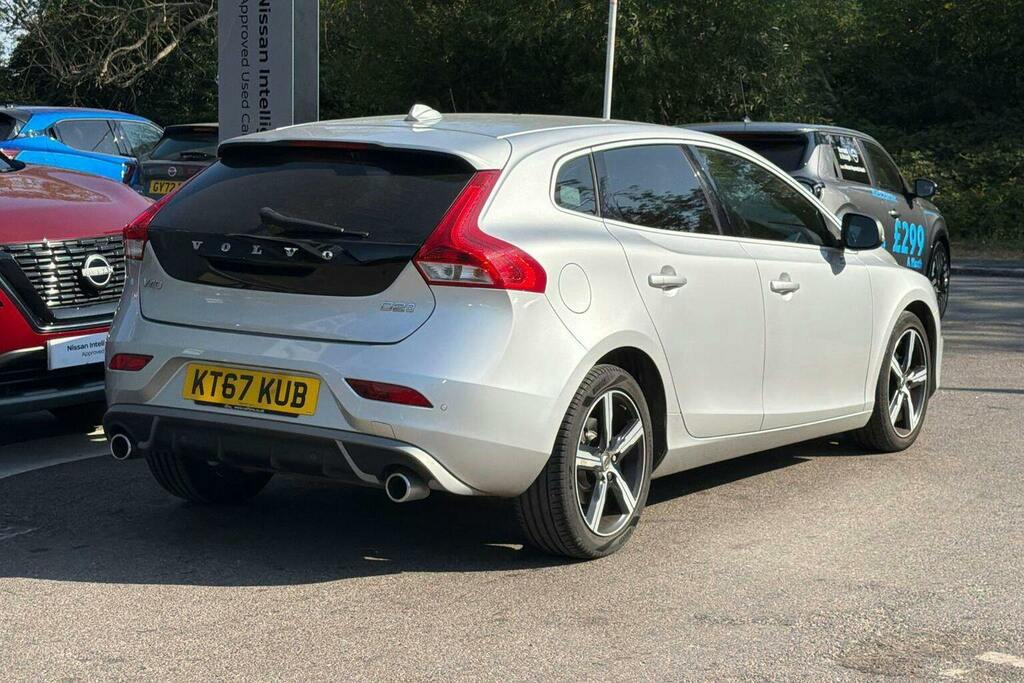 Volvo V40 2.0 D2 R Design Nav Plus Hatchback Manu Silver #3